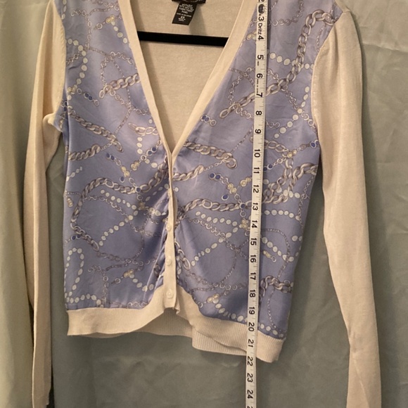 Silk Cardigan New York & Company Blue Cream with Chain Design Size XS EUC - Picture 7 of 8